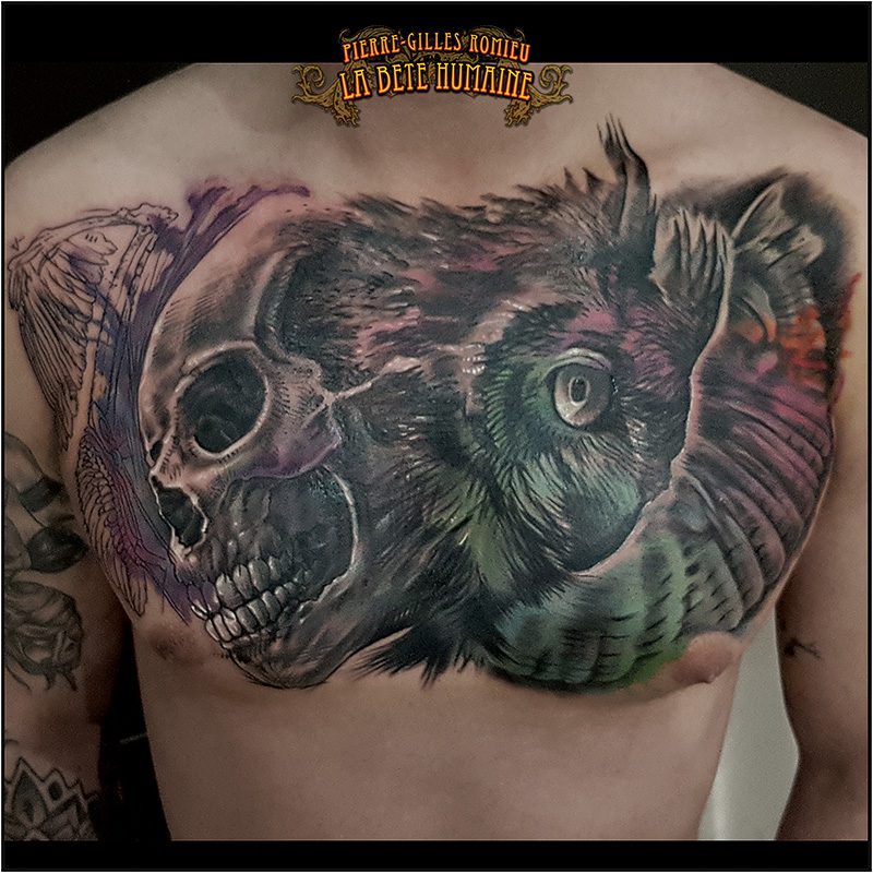 meilleur-tatoueur-paris-pierre-gilles-romieu-tatouage-chest-owl-skull-tattoo