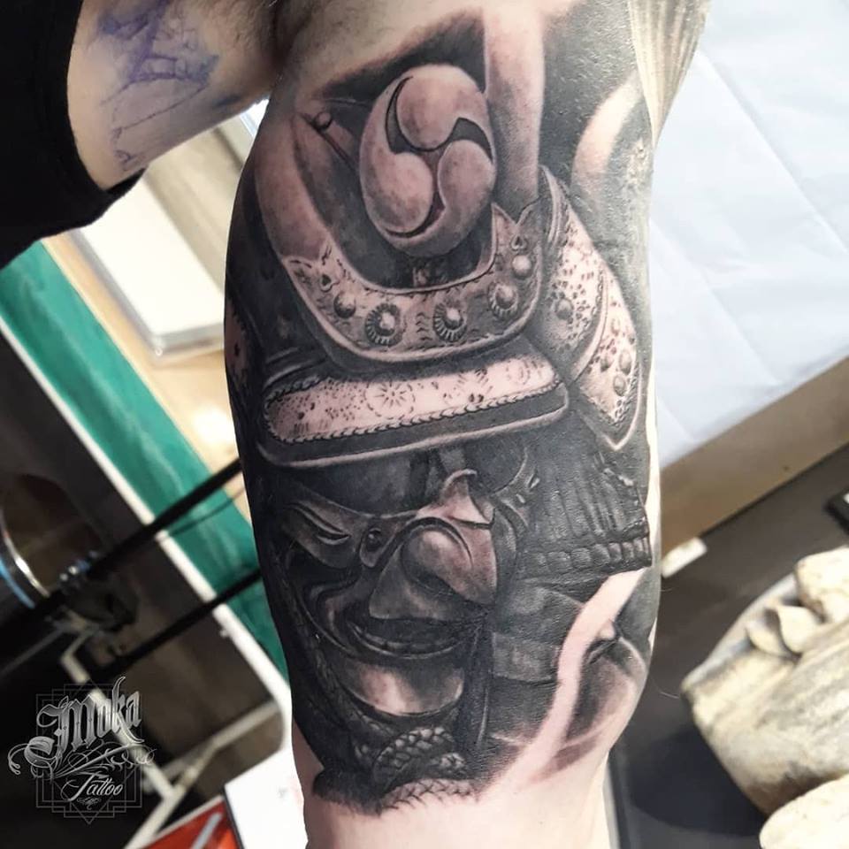 moka-guest-salon-tatouage-paris-la-bete-humaine_17