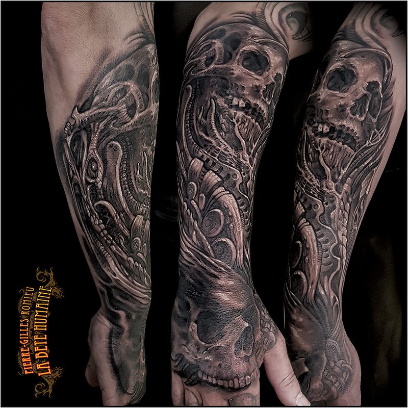 meilleur-tatoueur-paris-pierre-gilles-romieu-tatouage-crane-organique-tattoo