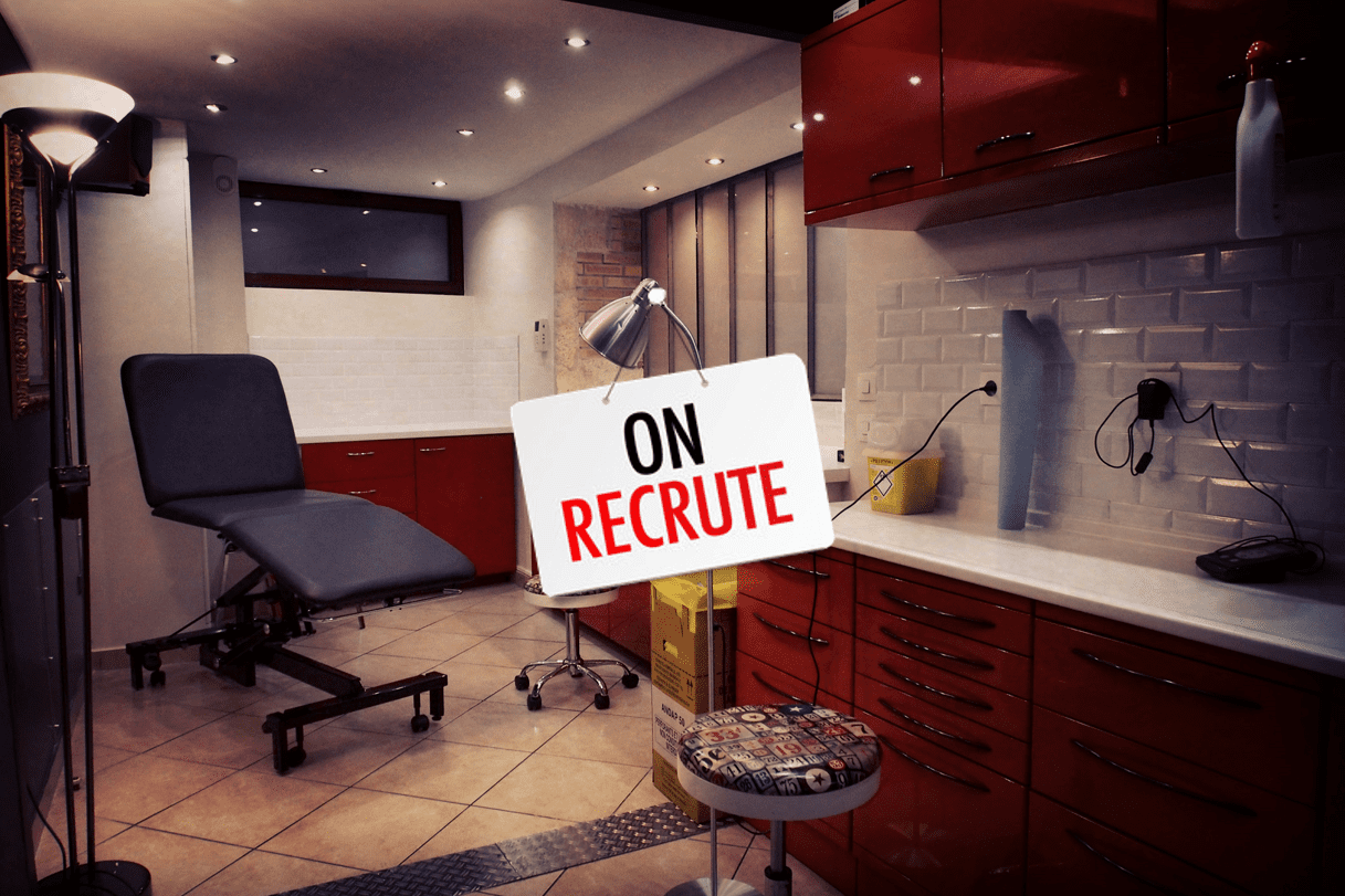 offre-travail-emploi-tatoueur-salon-tatouage-paris-bete-humaine