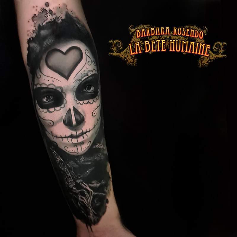 meilleure-tatoueuse-paris-barbara-rosendo-tatouage-tattoo-catrina-cœur