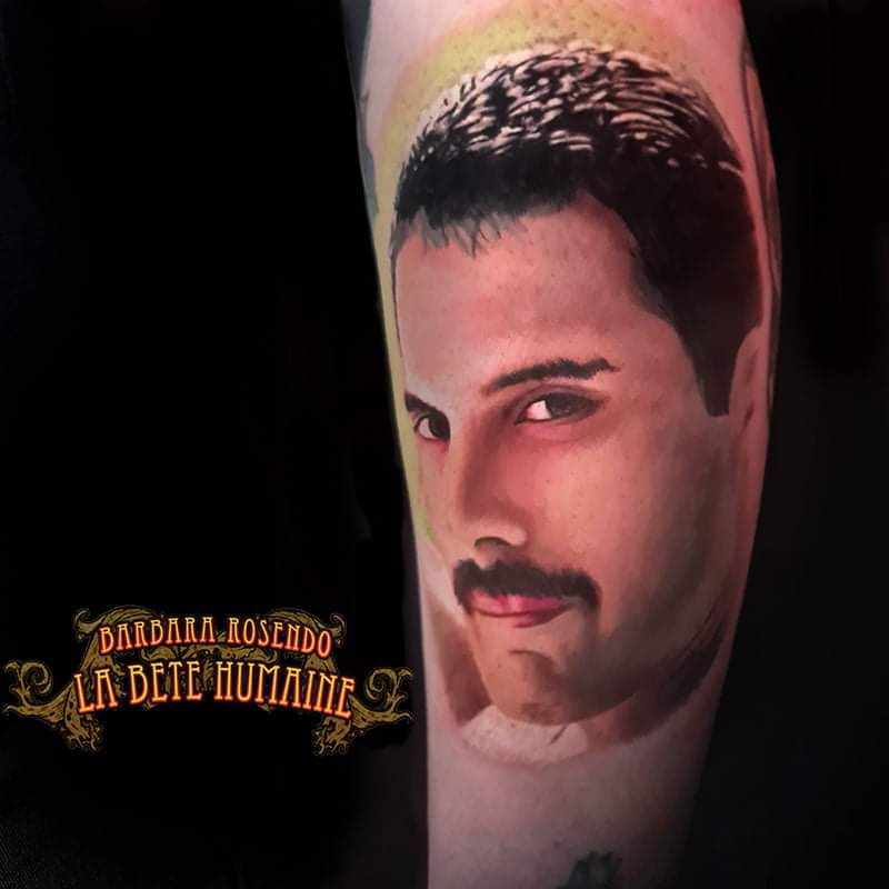 meilleure-tatoueuse-paris-barbara-rosendo-tatouage-tattoo-freddie-mercury