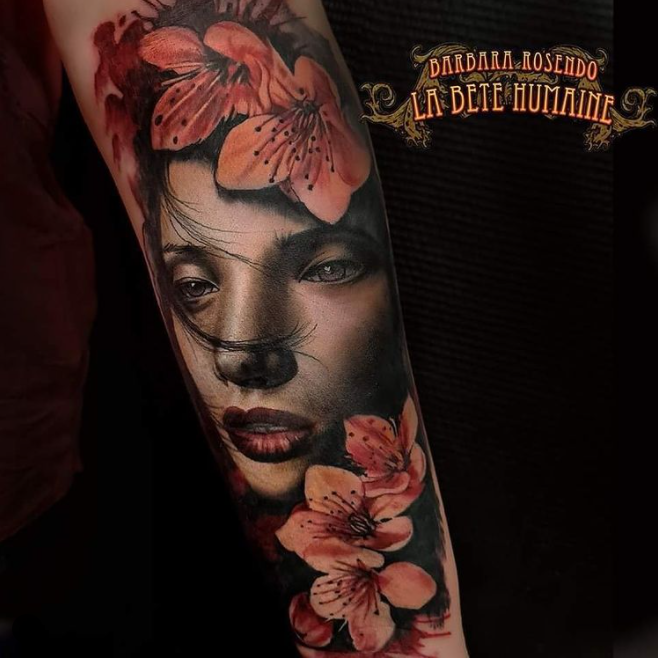 meilleure-tatoueuse-paris-barbara-rosendo-tatouage-tattoo-geisha-fleurs