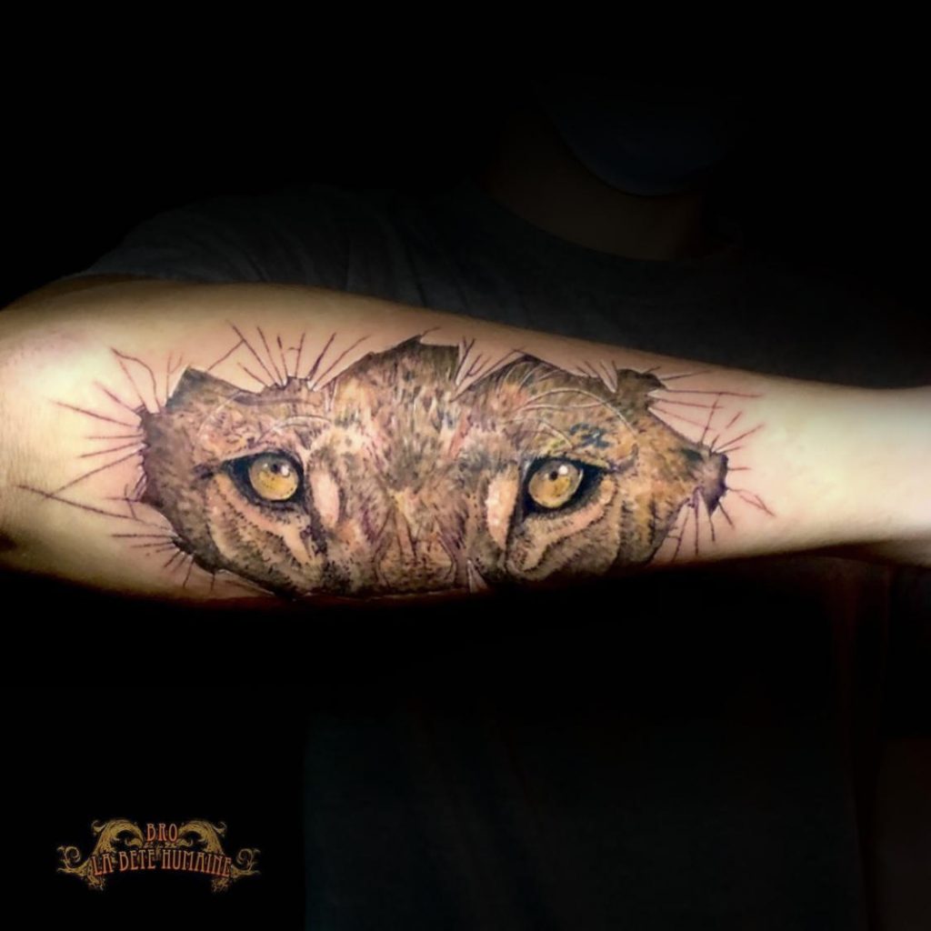 meilleur-tatoueur-paris-bro-tatouage-tattoo-yeux-lion