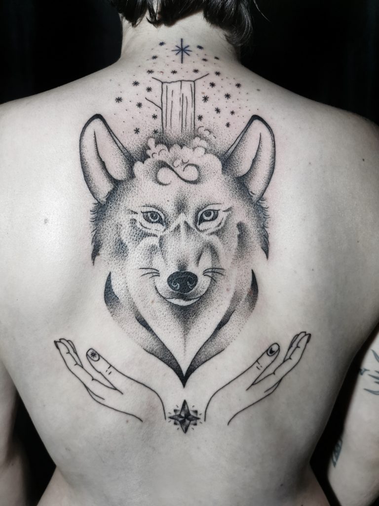 7-tatoueuse-guest-paris-baybay-blondy-tatouage-tattoo-loup