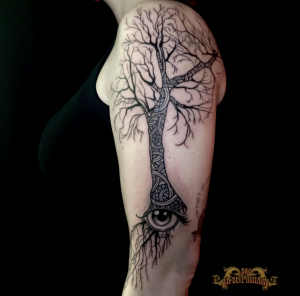 studio-tatouage-paris-tatoueuse-tatoueur-arbre-tree_8