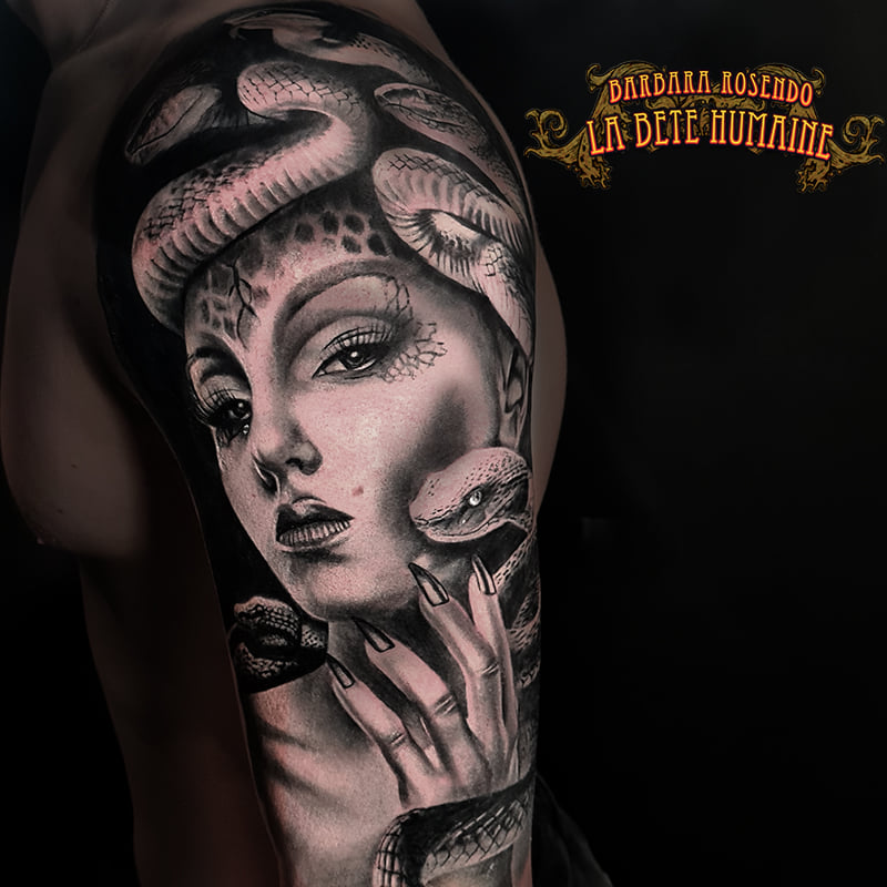 meilleure-tatoueuse-paris-barbara-rosendo-tatouage-tattoo-meduse-serpents