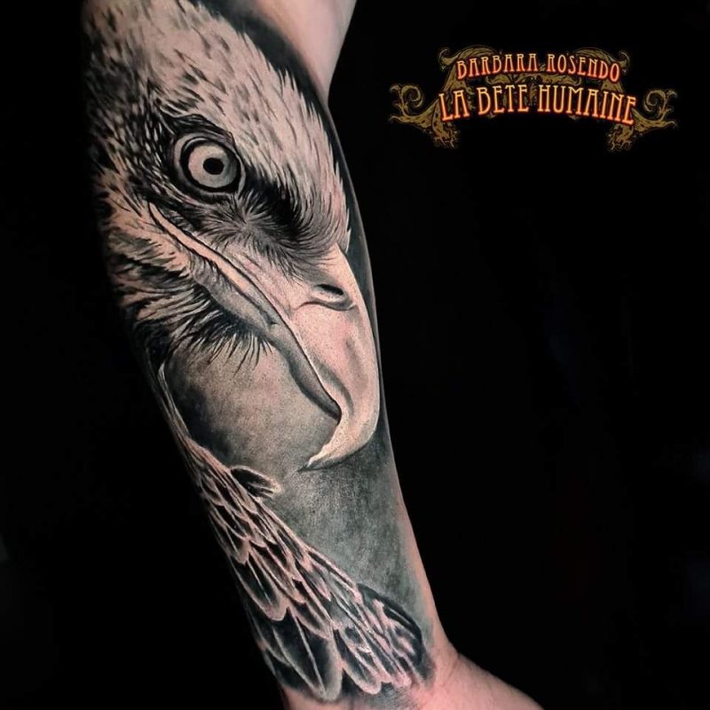 Barbara Rosendo, tatoueuse à Paris - Tête d’aigle royal