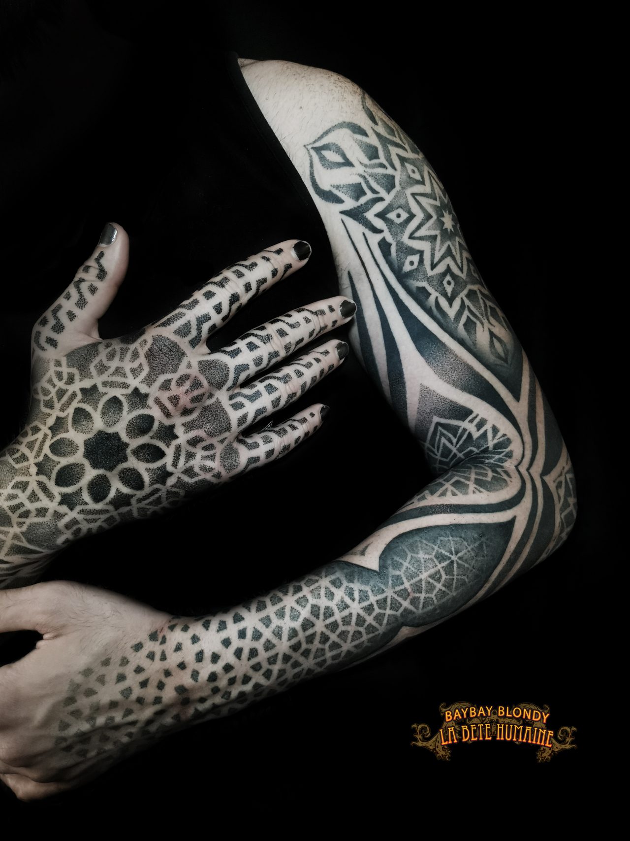Deuxième bras tatoué par Baybay Blondy après cicatrisation du premier