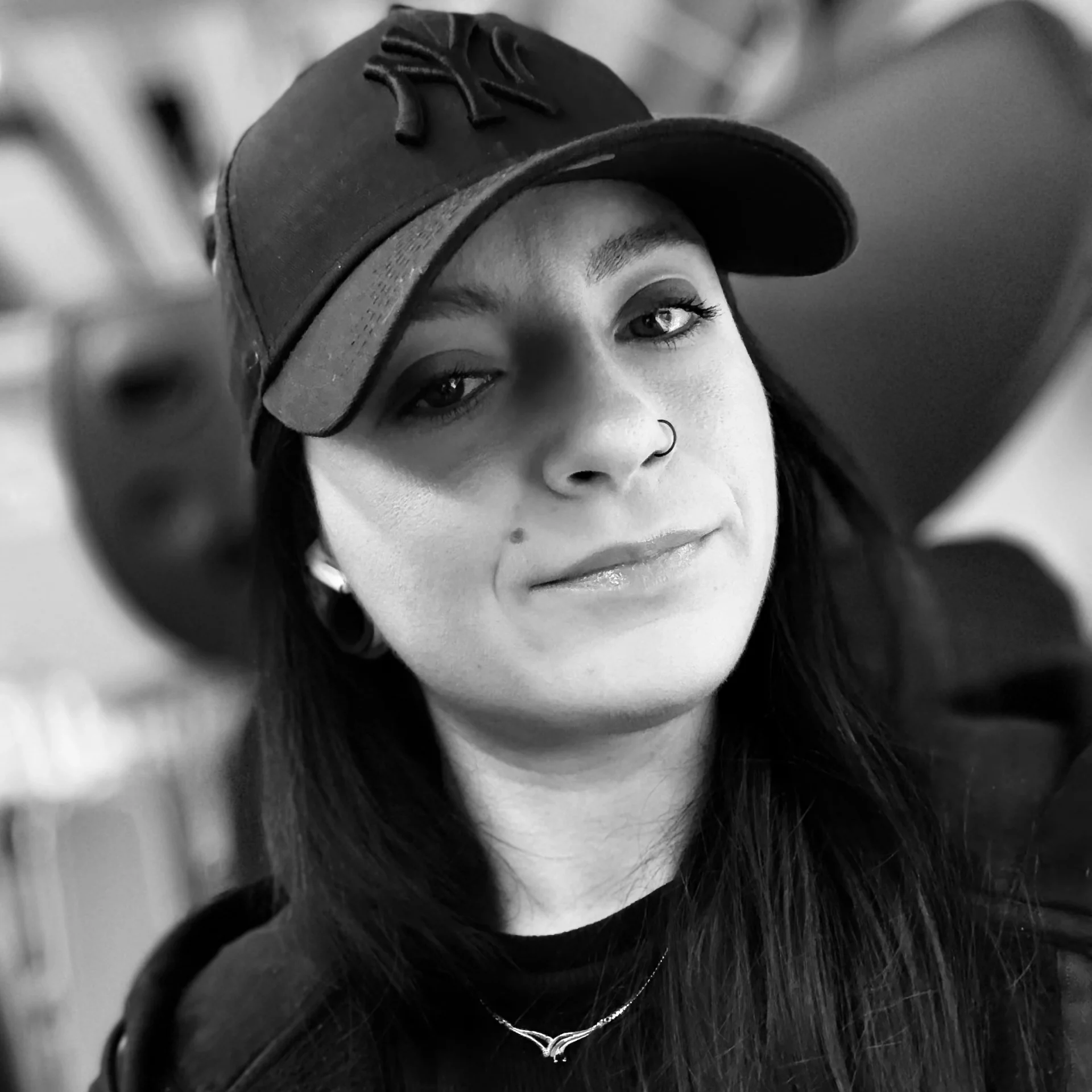 Salomé, tatoueuse à La Bête Humaine Paris