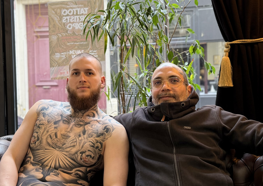 Willis et Moka à La Bête Humaine, meilleur salon de tatouage à Paris