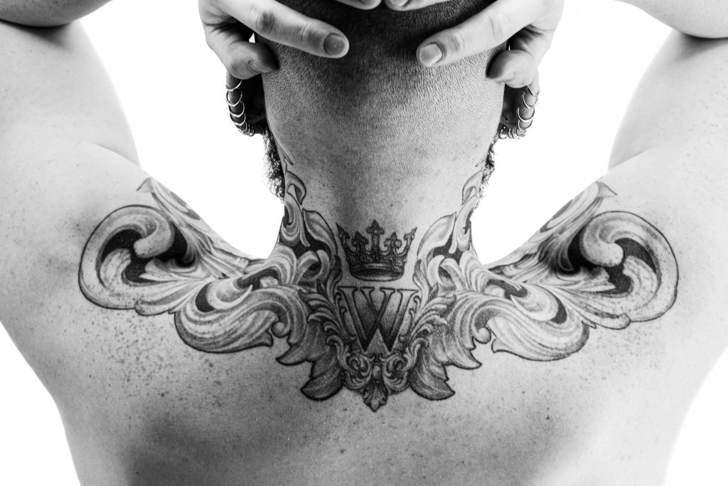 neck tattoo in realism by Moka, best tattoo artist in Paris